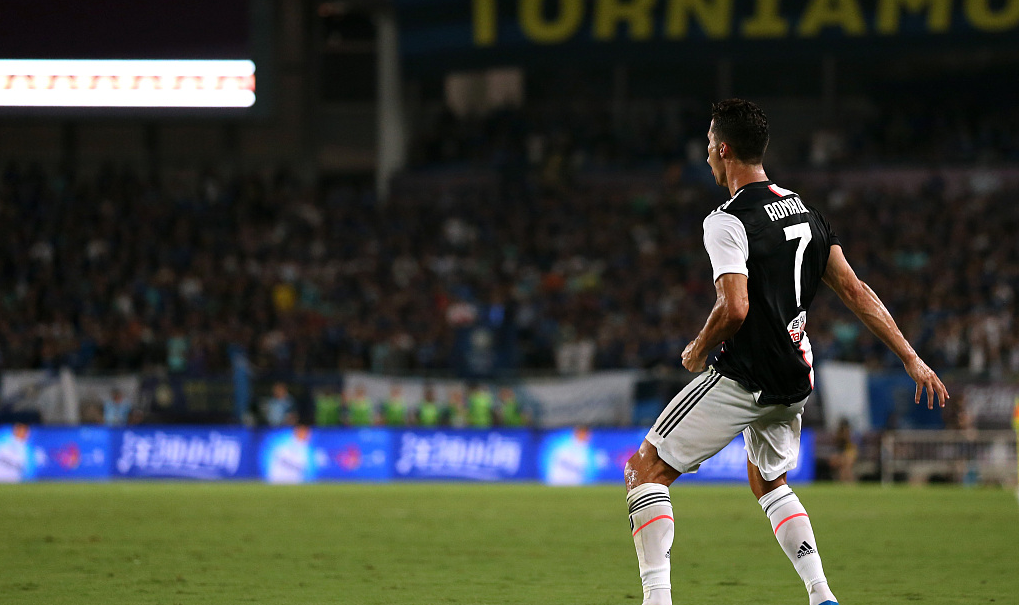 包含日本轻取国际米兰，德利赫特惊艳世界的词条