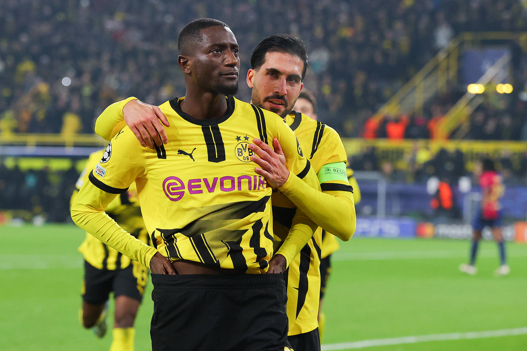 瑞士逆转多特蒙德，萨拉赫关键制胜