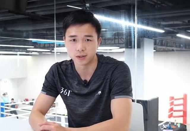 专家预测拳击胜率超六成，结果成焦点