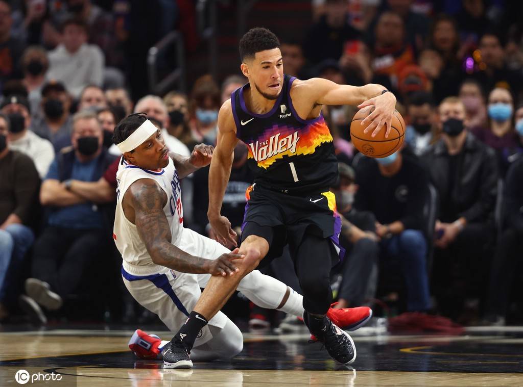 广州队逆转吉林队，布克统治全场