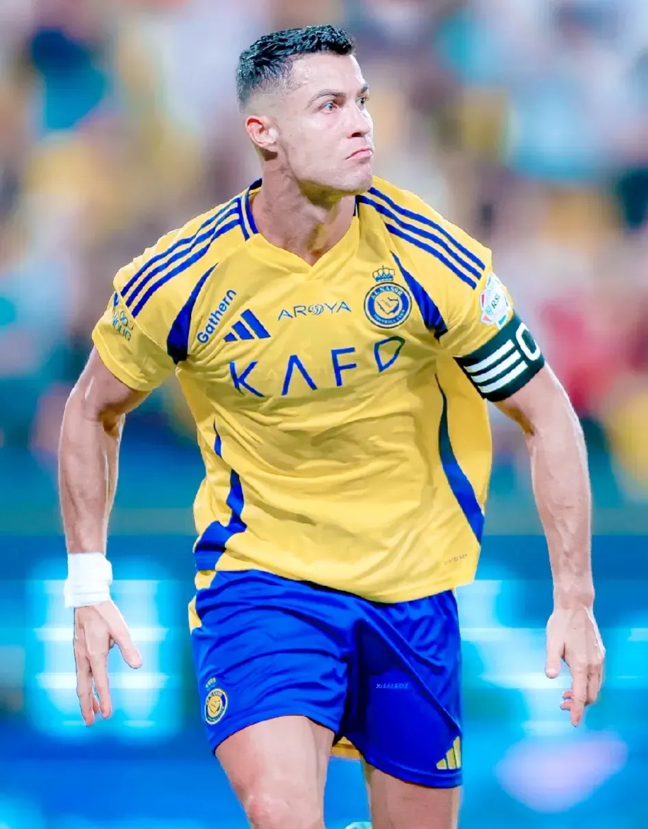 那不勒斯横扫马赛，C罗状态火热