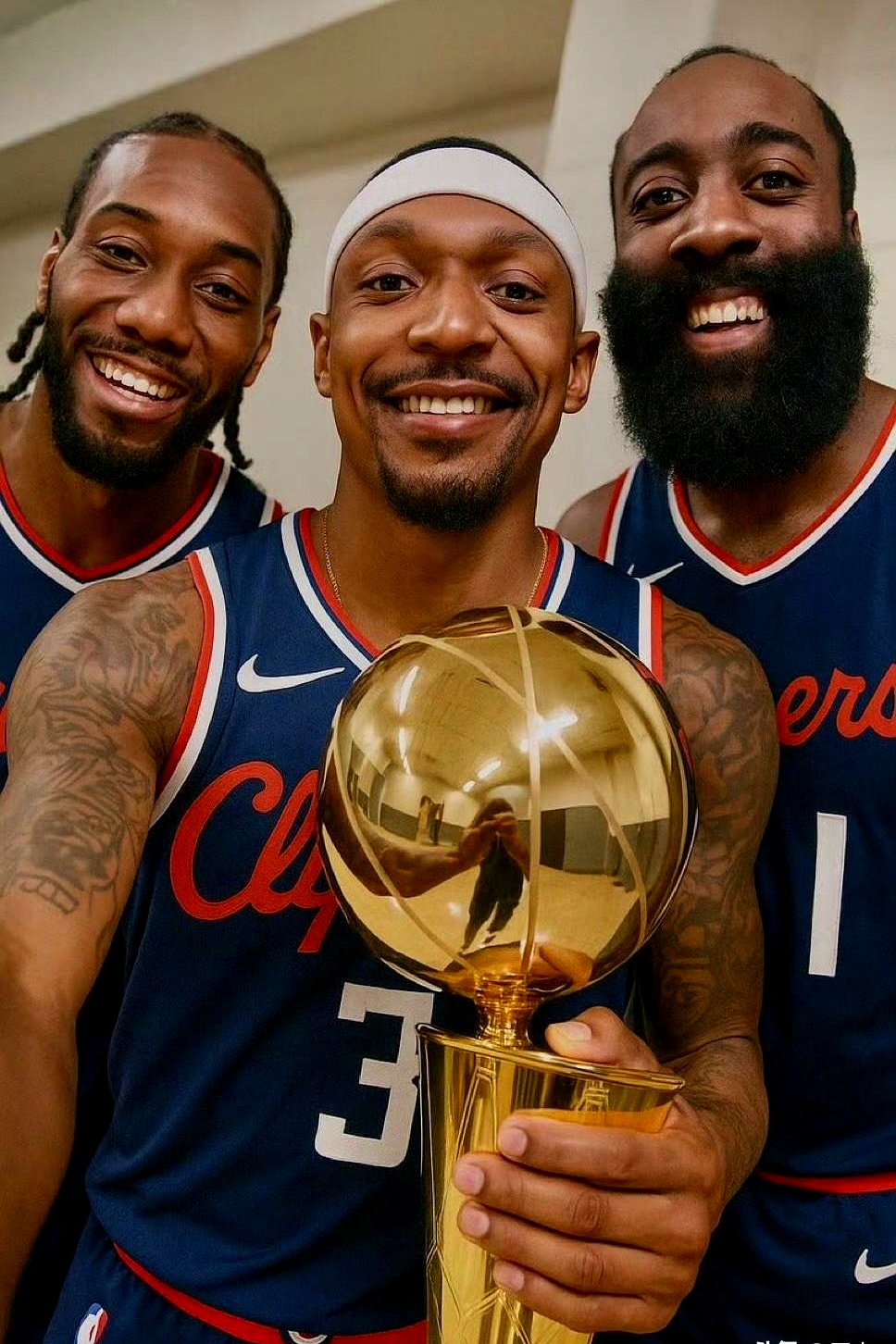 广州队力克江苏队，哈登状态火热