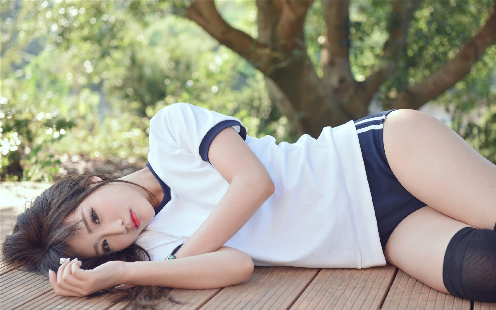 巴雷拉单骑救主!伊朗末节惊涛骇浪击溃牙买加