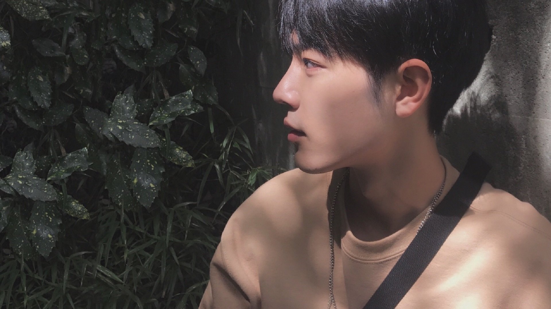 裁判吹走历史，少年收割悬念，足球已学会提前结束心跳？