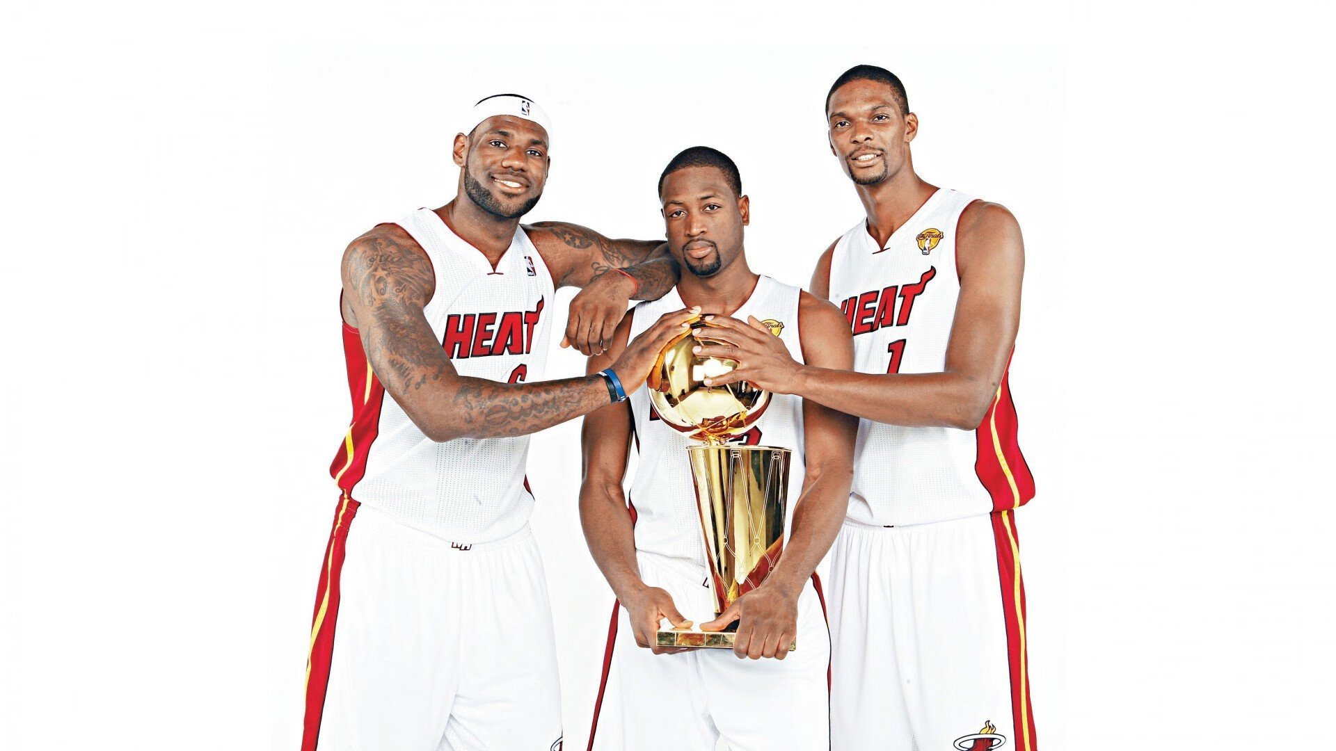 哈利伯顿无解表现震撼全场,独行侠跨联赛大胜吉林队