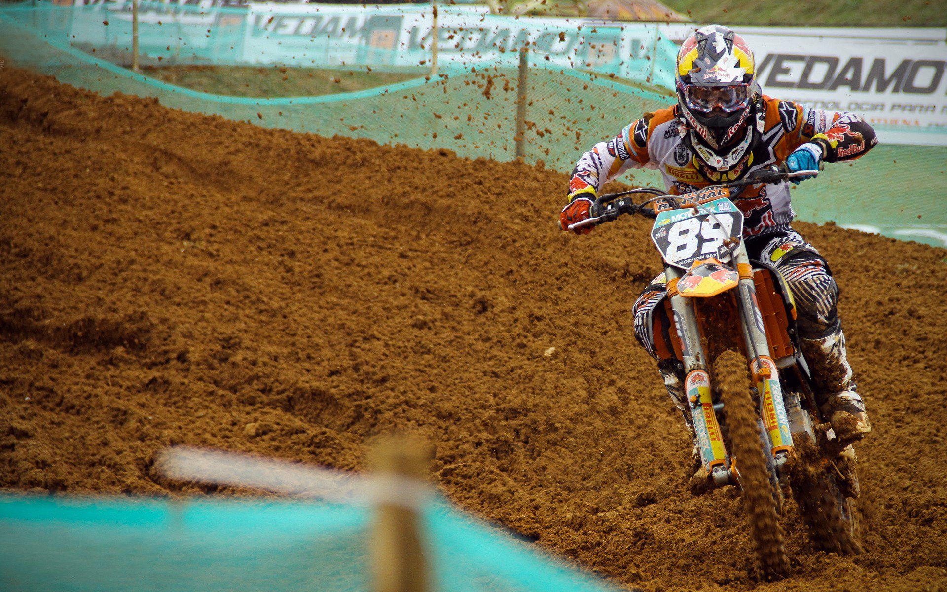 锋刃与脉络，当哈兰德的个体宇宙照亮乌拉圭的团队星图